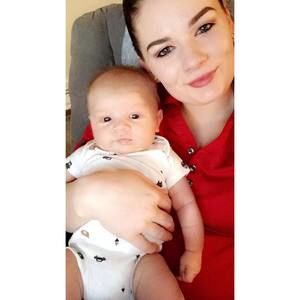 Meet your Posher, Briana